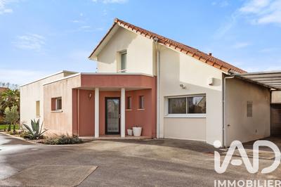 Maison - 193 m² - 7 pièces