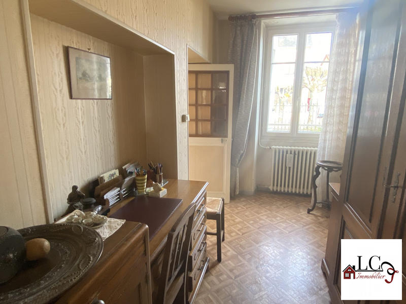 Maison ancienne - 118 m² - 8 pièces