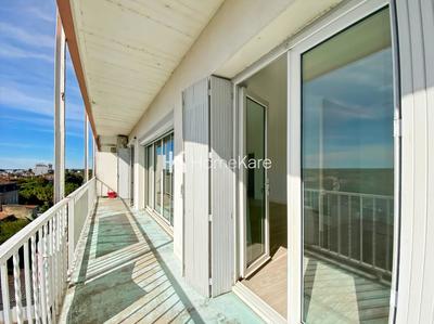 Appartement - 90 m² - 4 pièces