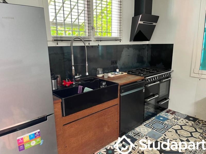 Chambre - 12 m² - 1 pièce