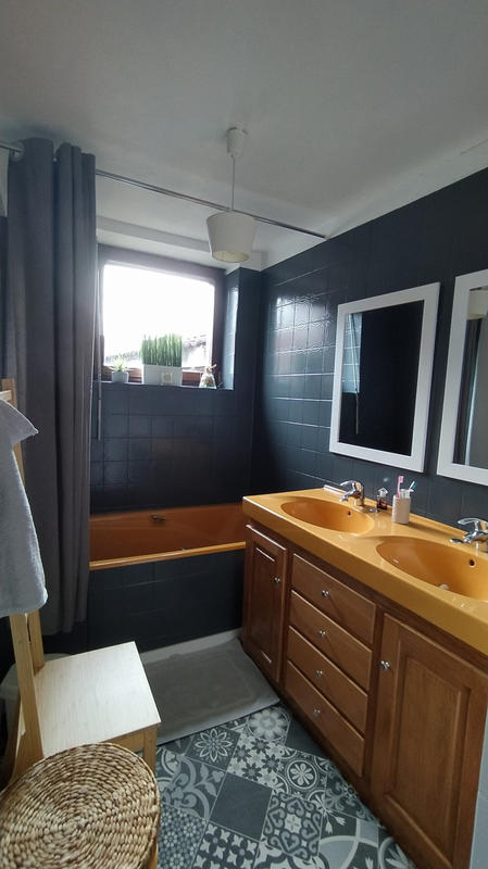 Maison - 161 m² - 8 pièces