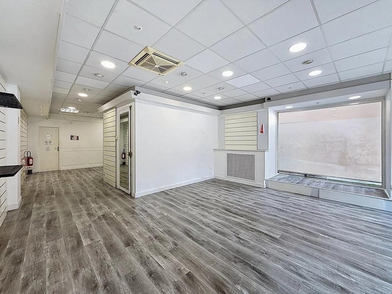 Bureau - 65 m² - 2 pièces