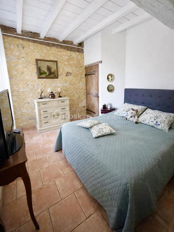 Maison en pierre - 215 m² - 10 pièces