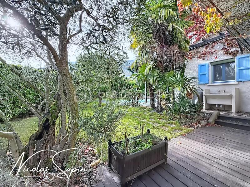 Maison - 152 m² - 6 pièces