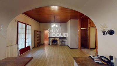 Maison - 165 m² - 8 pièces