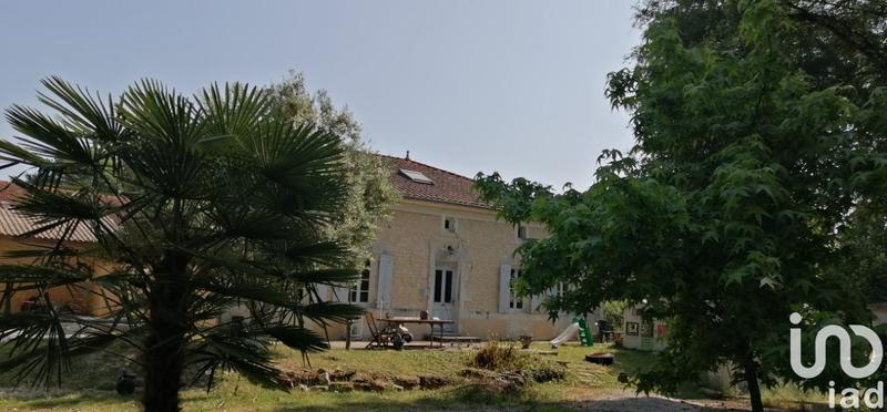 Maison - 180 m² - 5 pièces