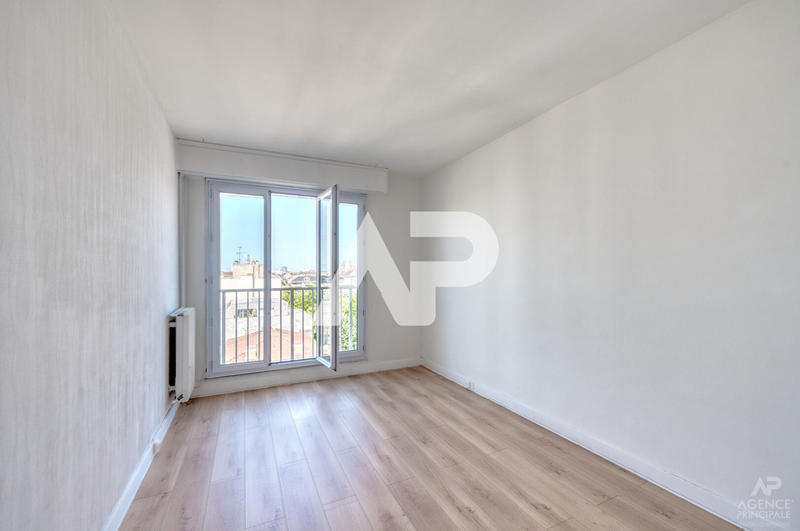 Appartement - 92 m² - 4 pièces