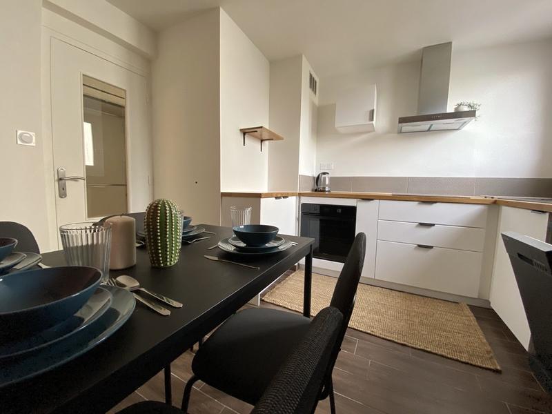 Appartement - 70 m² - 4 pièces