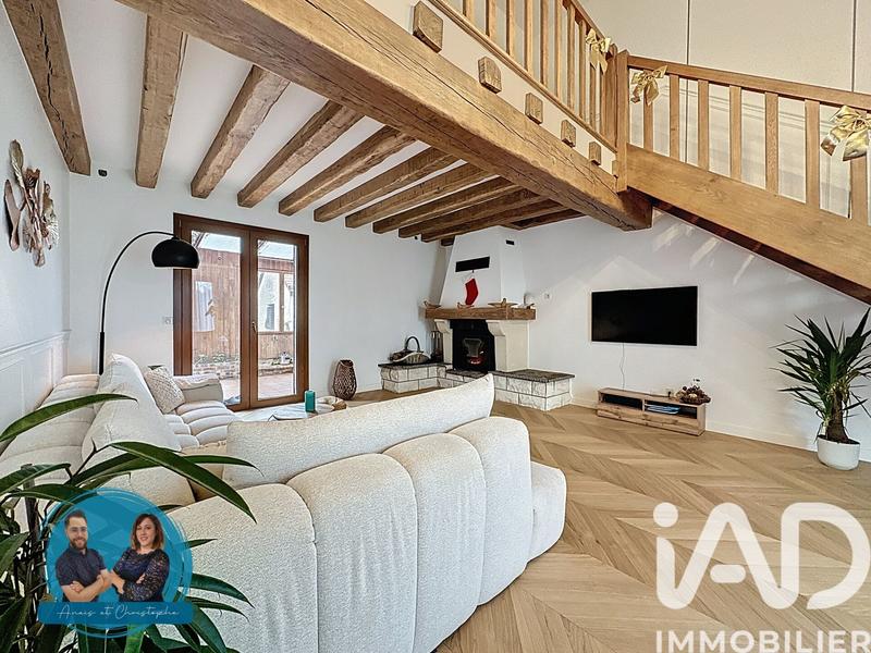 Maison - 180 m² - 5 pièces