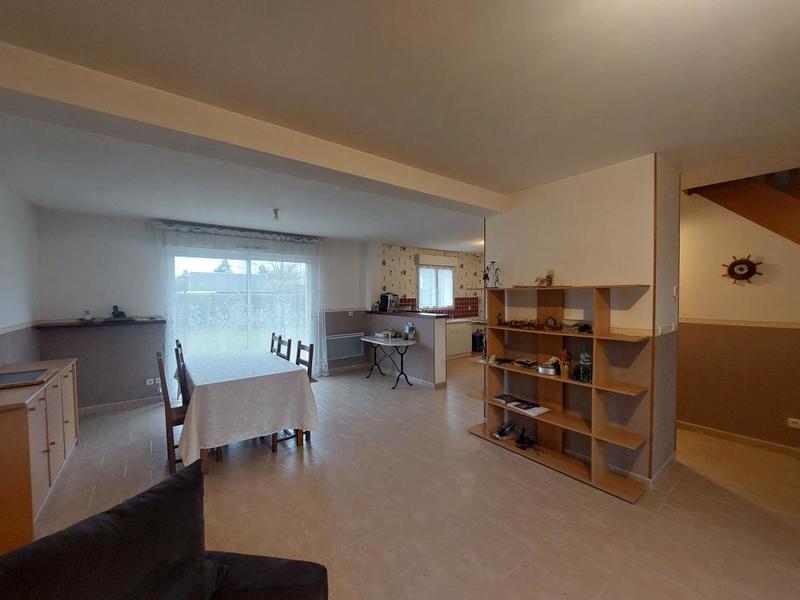 Maison - 95 m² - 4 pièces