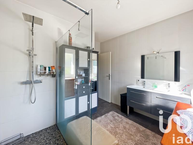 Maison - 200 m² - 8 pièces