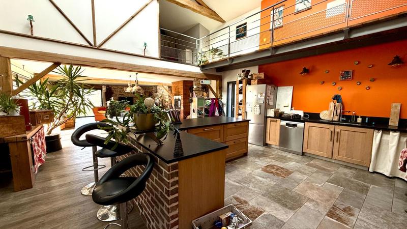 Maison - 195 m² - 6 pièces