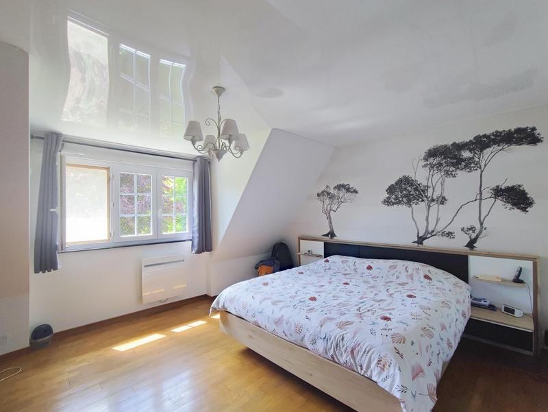 Maison - 170 m² - 7 pièces