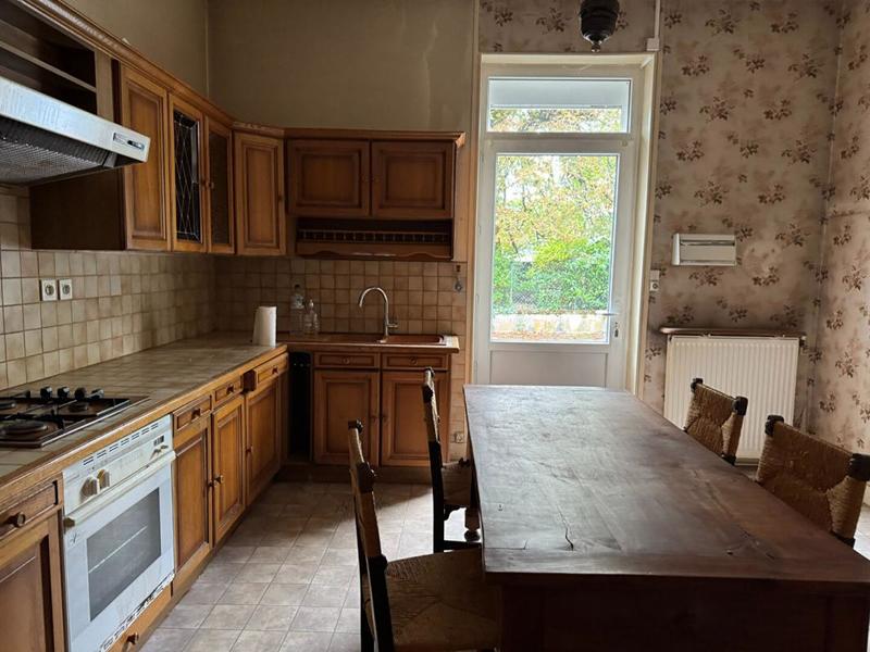 Maison - 165 m² - 6 pièces