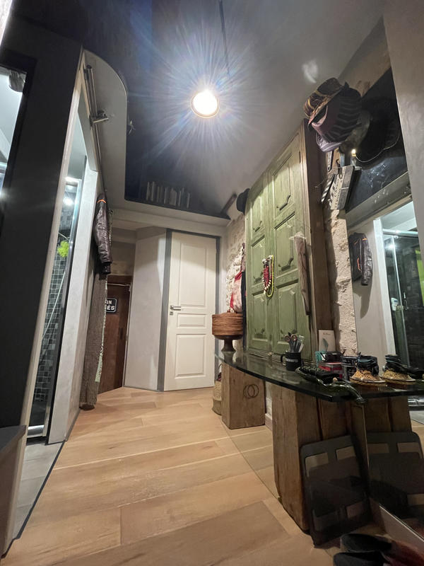 Appartement - 95 m² - 4 pièces