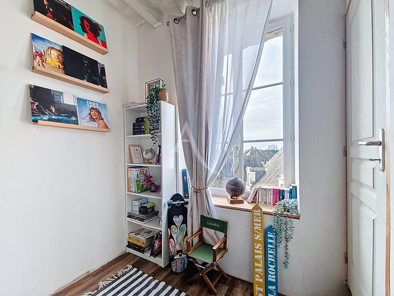 Maison - 93 m² - 4 pièces