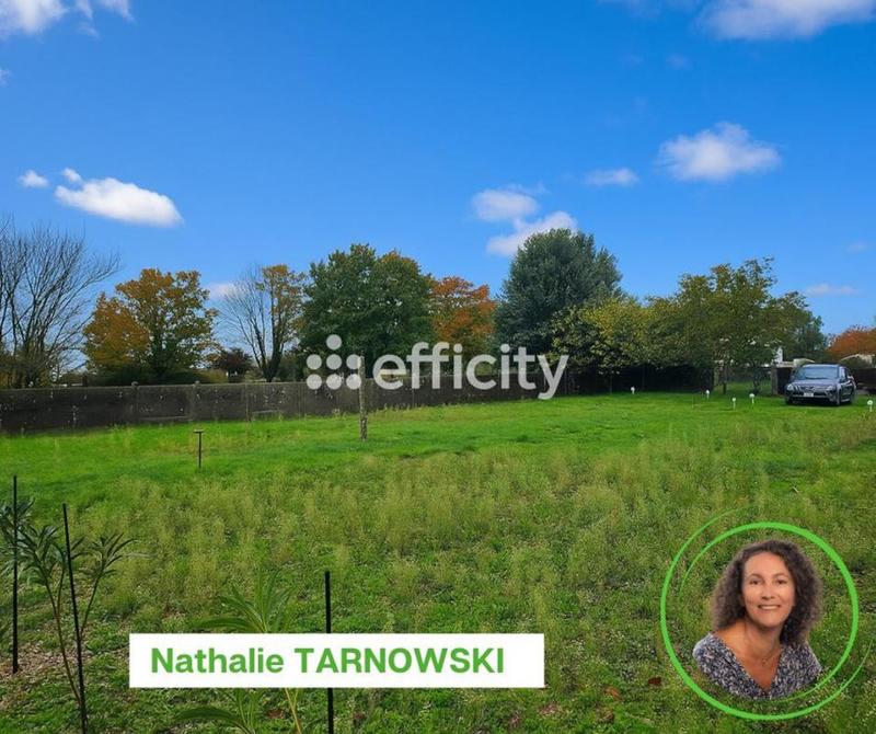 Terrain constructible - 703 m²