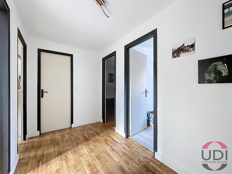 Maison - 123 m² - 7 pièces