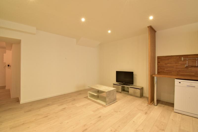 Immeuble - 195 m² - 8 pièces