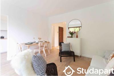 Chambre - 12 m² - 1 pièce