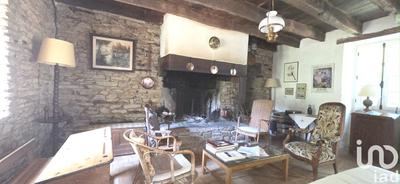 Maison - 250 m² - 10 pièces