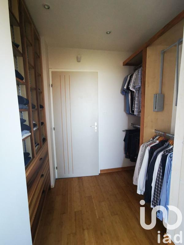 Maison de maîtres - 200 m² - 8 pièces