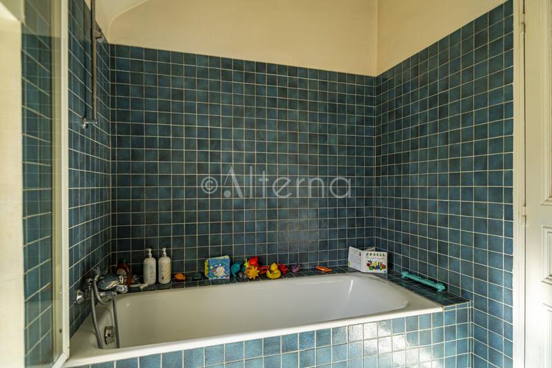 Maison ancienne - 205 m² - 7 pièces