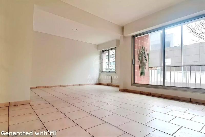 Appartement - 81 m² - 4 pièces