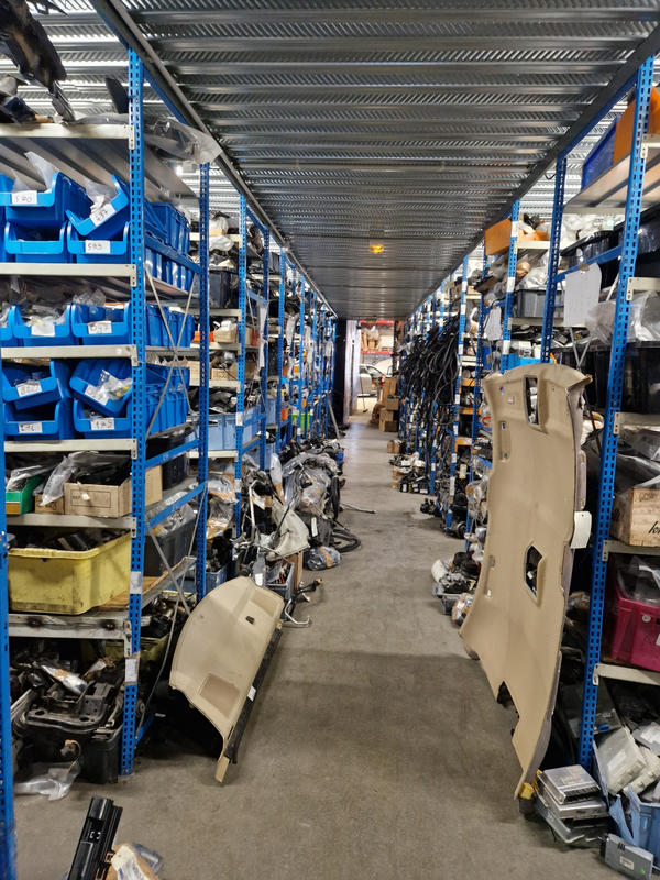 Local d'activités - 900 m²