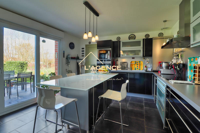 Maison - 158 m² - 6 pièces