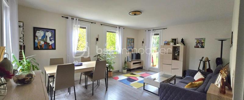 Appartement - 75 m² - 3 pièces
