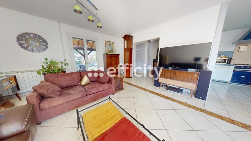 Pavillon - 121 m² - 6 pièces