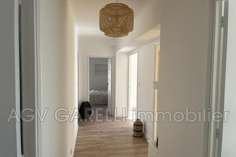 Appartement - 100 m² - 5 pièces