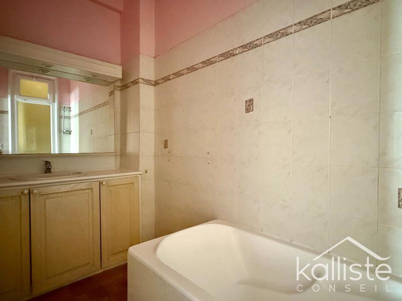 Appartement - 76 m² - 3 pièces