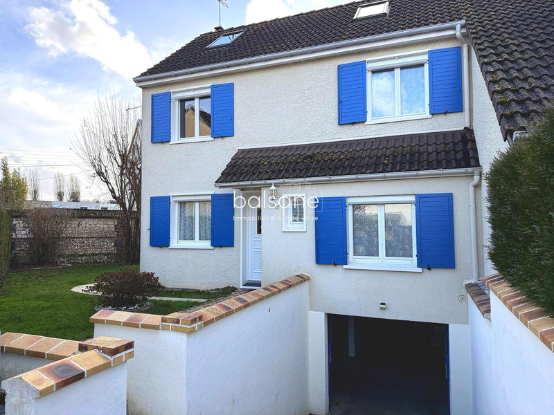 Maison - 96 m² - 6 pièces