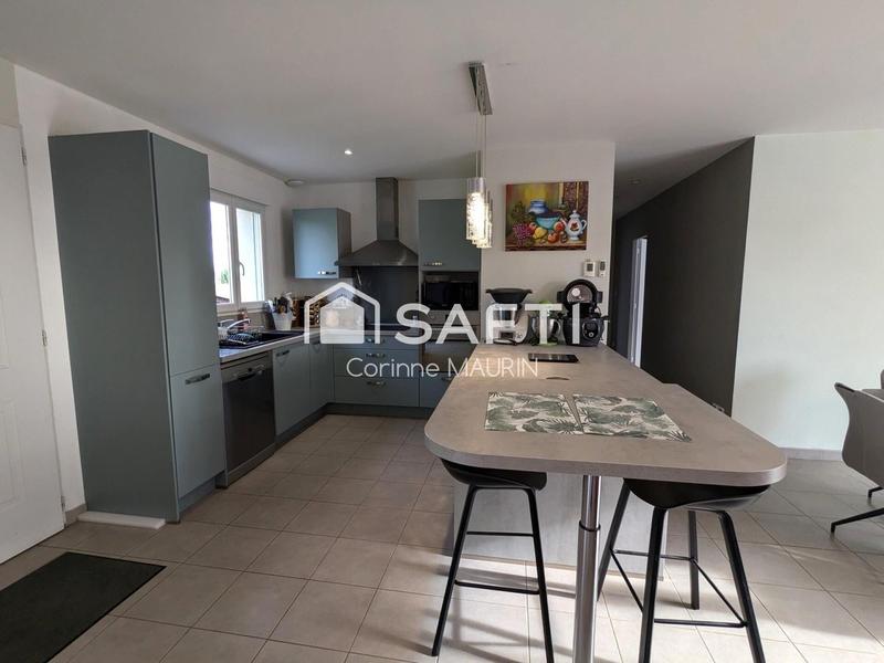 Maison - 88 m² - 4 pièces