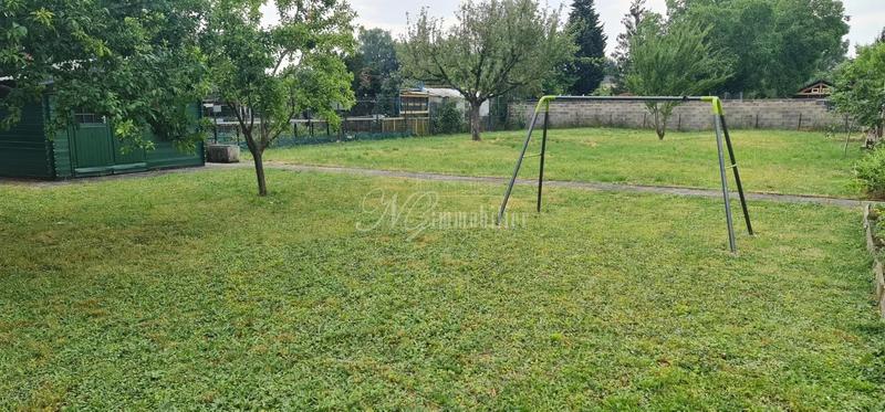 Maison - 208 m² - 9 pièces