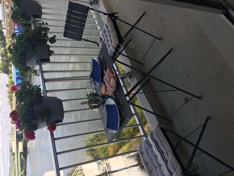 Appartement - 93 m² - 5 pièces