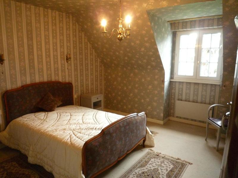 Maison - 148 m² - 7 pièces