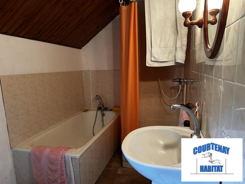 Maison traditionnelle - 164 m² - 7 pièces