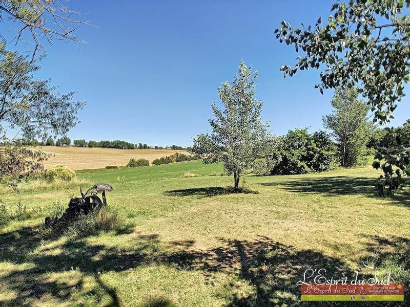 Maison - 280 m² - 4 pièces