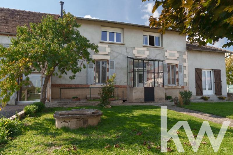 Maison de village - 160 m² - 7 pièces