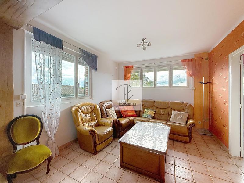 Maison - 95 m² - 6 pièces