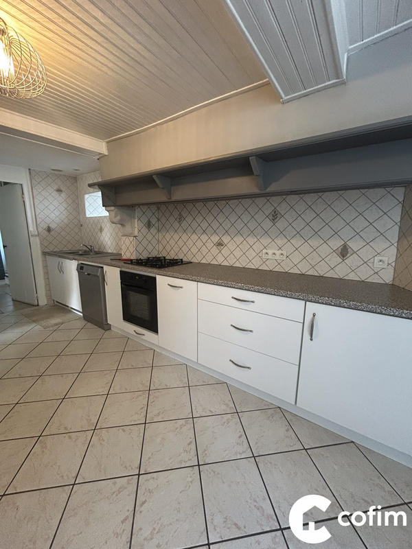 Maison ancienne - 132 m² - 6 pièces