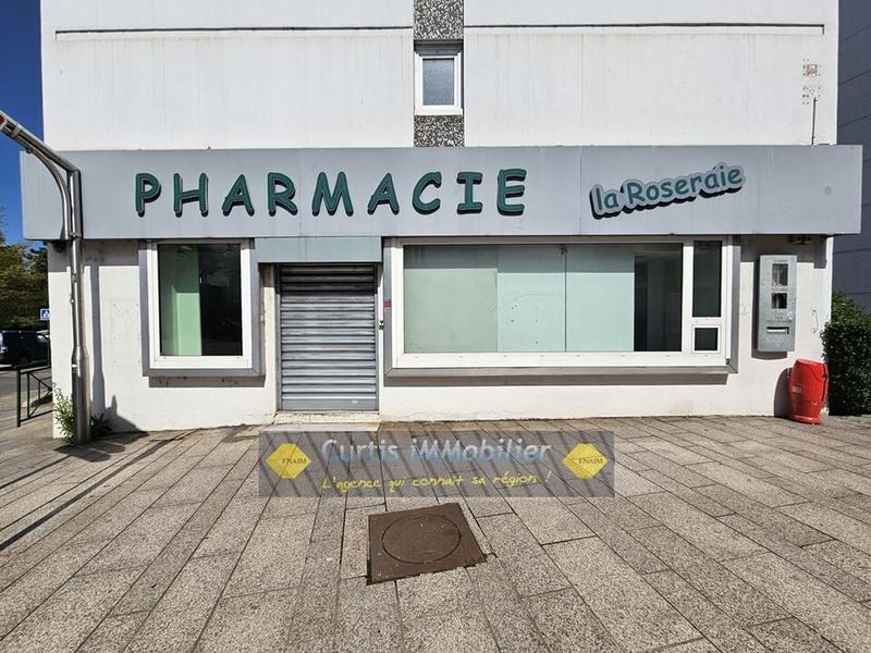 Local commercial - 115 m² - 2 pièces