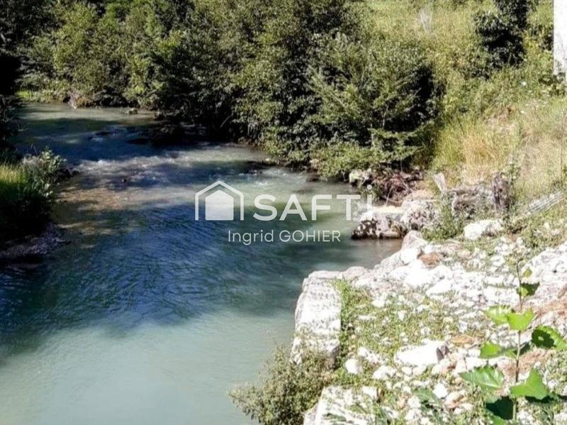 Maison - 240 m² - 6 pièces