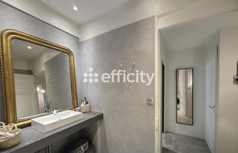 Appartement - 90 m² - 4 pièces