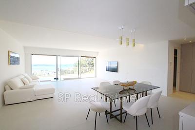 Appartement - 160 m² - 4 pièces