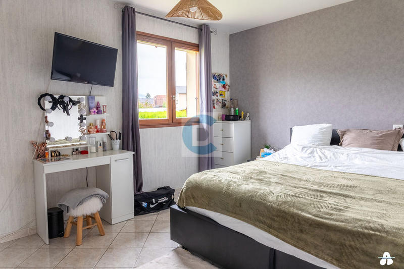 Maison - 144 m² - 8 pièces