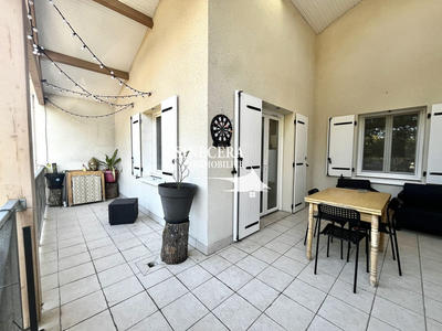 Appartement - 90 m² - 5 pièces